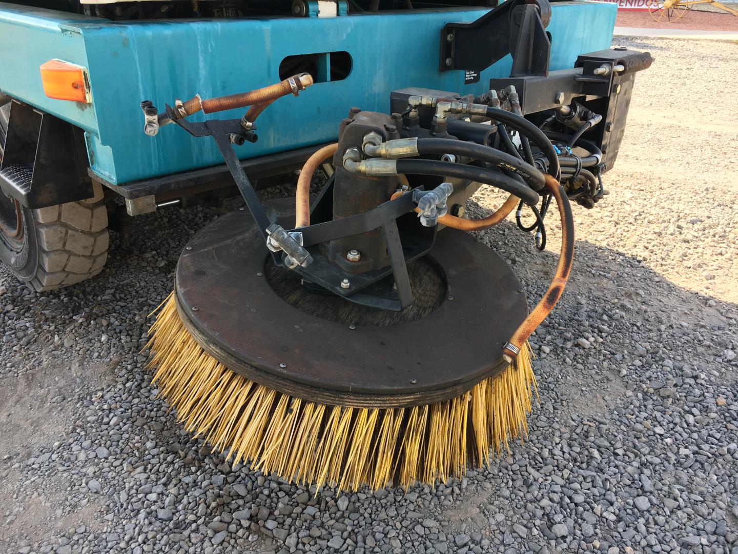 ./imagenes/INVOICE/2019/16462/BARREDORA TENNANT 830-II (12).JPG